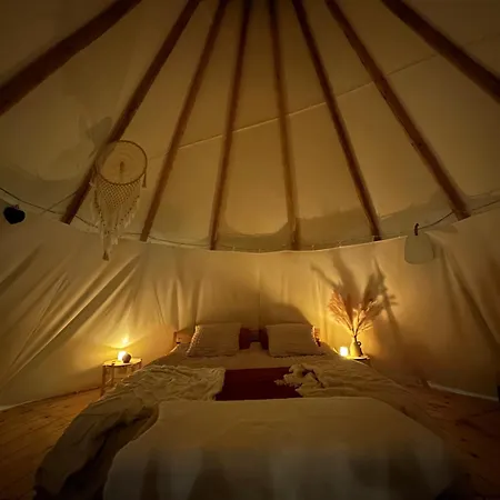 Tipi Nuit Insolite En Pleine Nature Роскошный шатер Glanville