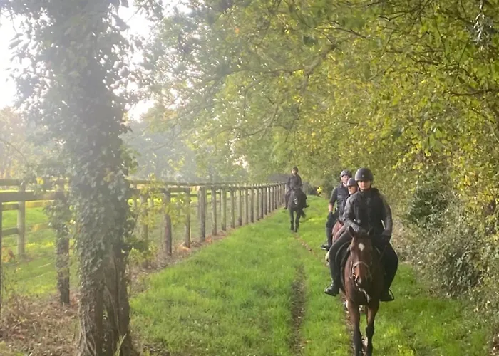 Luxury tent Tipi Nuit Insolite En Pleine Nature Glanville